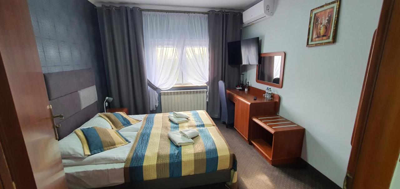 Hotel Bursztynowy Jozefow na Wisla Extérieur photo