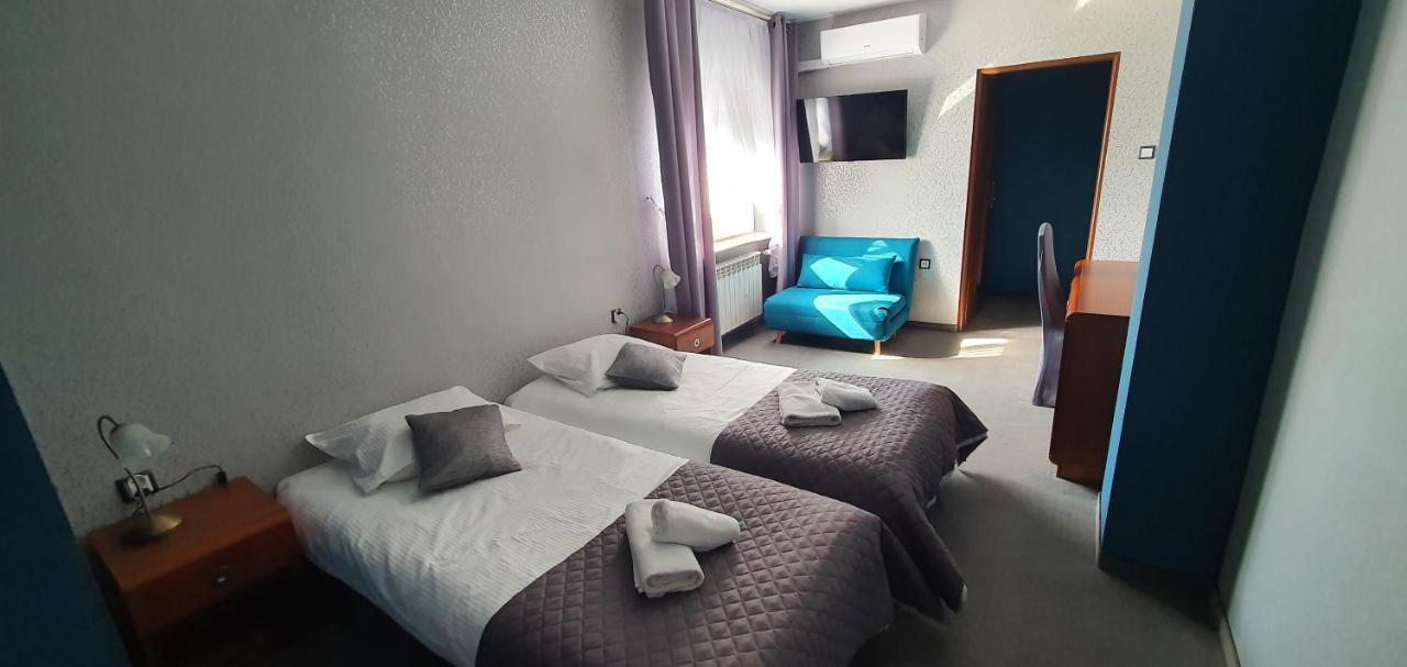 Hotel Bursztynowy Jozefow na Wisla Extérieur photo
