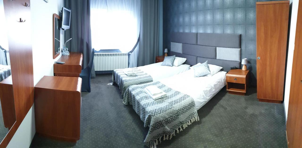 Hotel Bursztynowy Jozefow na Wisla Extérieur photo
