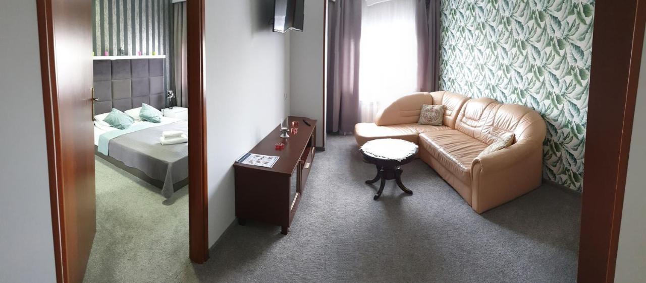 Hotel Bursztynowy Jozefow na Wisla Extérieur photo